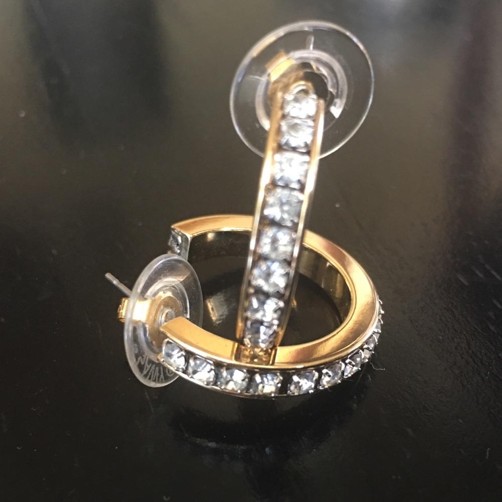 Gold & Rhinestone Earrings! Super Cute & Classy!